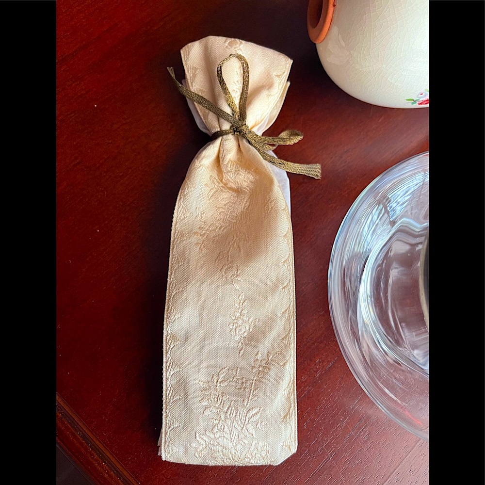 Potpourri Bundle - Picture 3 of 7